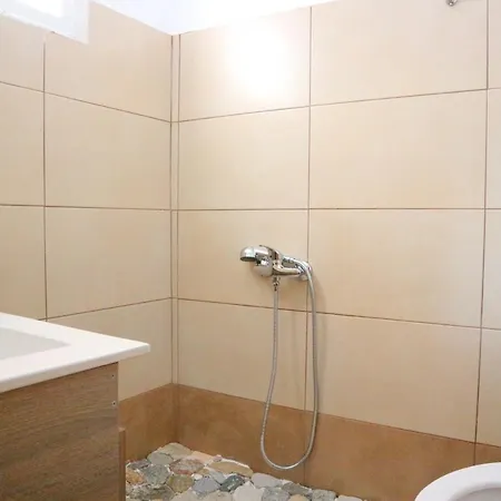 Edelweiss Apartman Liménasz